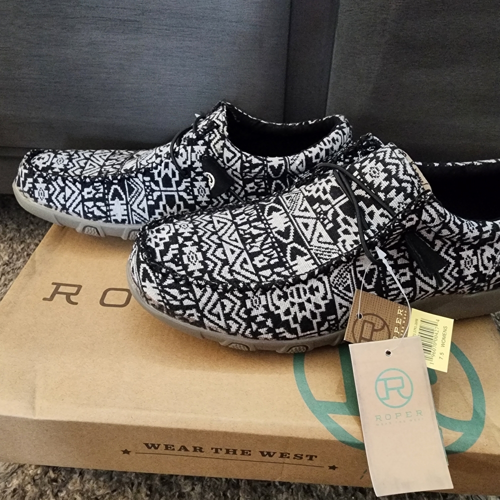 Roper Black and White Patterned Shoes